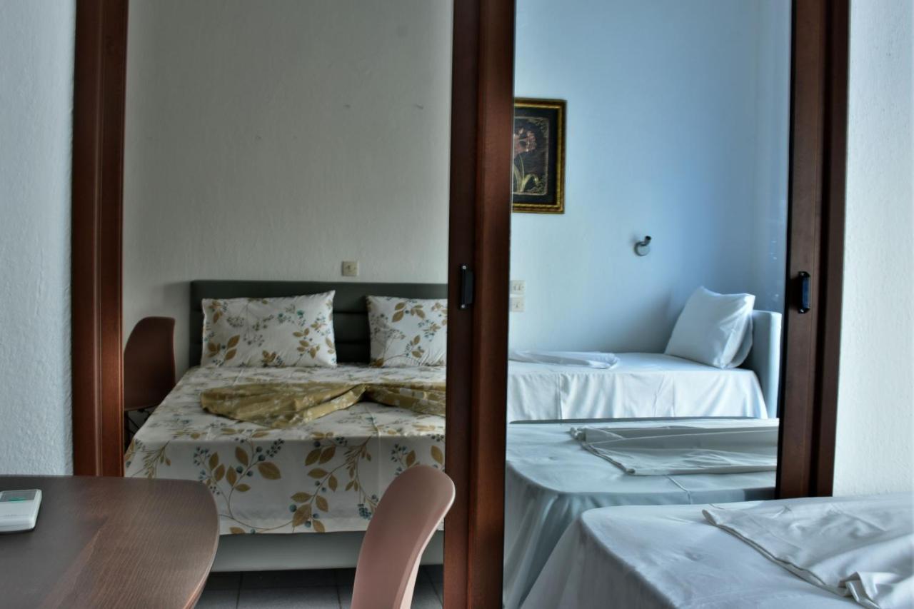 Theano Studios Paralia Sikias Екстер'єр фото
