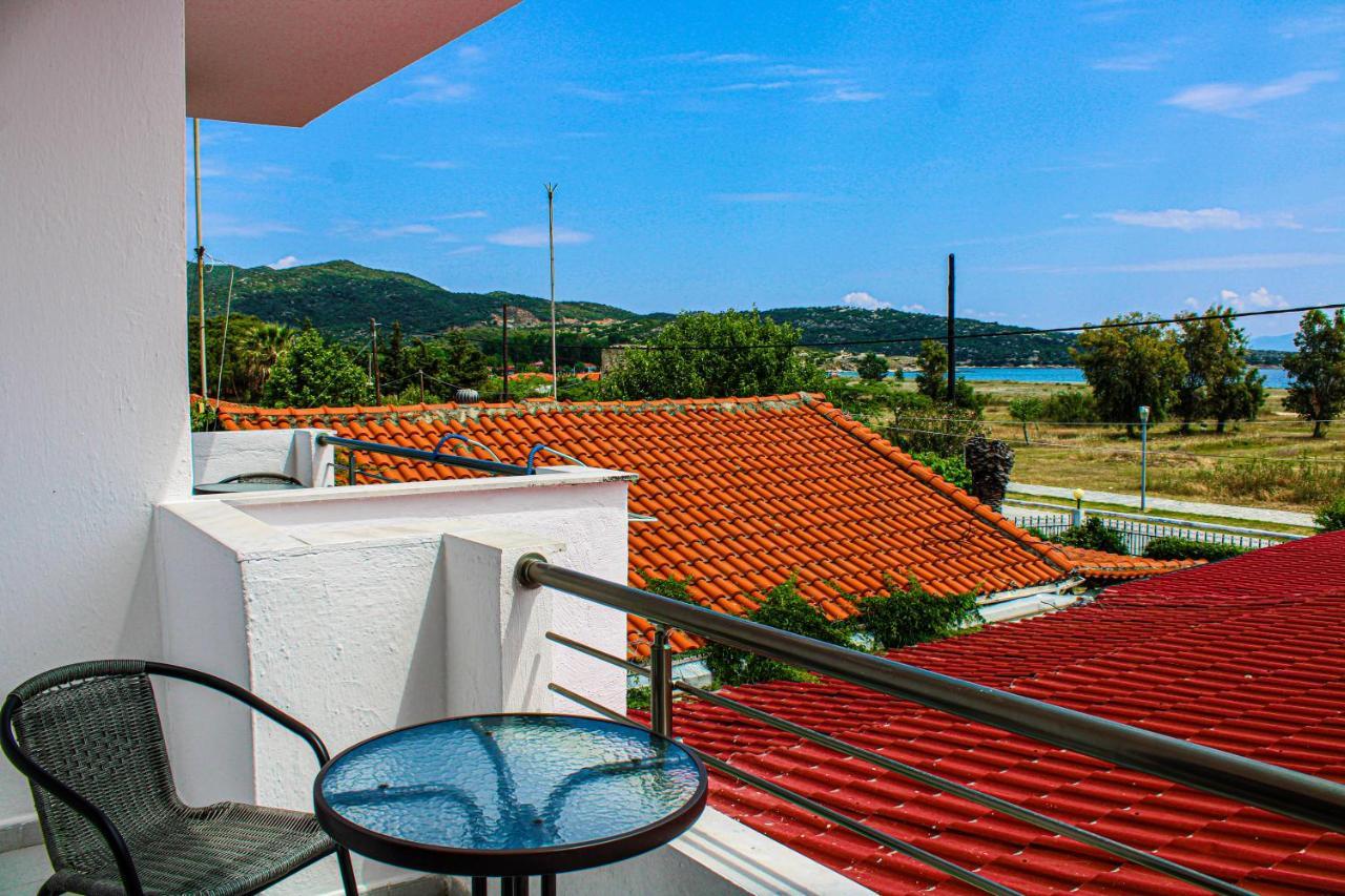 Theano Studios Paralia Sikias Екстер'єр фото
